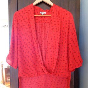 💗 3/$25 Red blouse with black horseshoe print